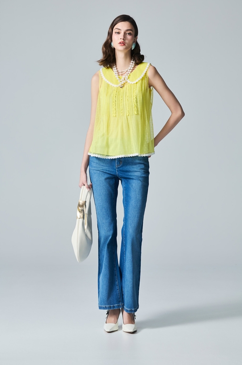 Floral Beading Detail Boot Leg Jeans,,Floral Beading Detail Boot Leg Jeans,Bell-bottoms,Season (AW) Look,pants,Season (SS) Look,Denim,Jeans,pants,Denim,Jeans,Season (AW) Look,bows,pants