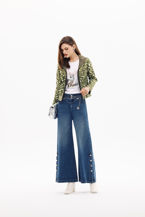 Side Slit Detail Wide Leg Jeans,,Side Slit Detail Wide Leg Jeans,Jackets,Outerwear,Season (SS) Look,Season (SS) Look,Denim,Jeans,pants