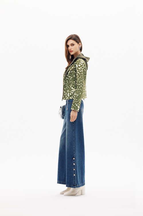 Side Slit Detail Wide Leg Jeans,,Side Slit Detail Wide Leg Jeans,Jackets,Outerwear,Season (SS) Look,Season (SS) Look,Denim,Jeans,pants