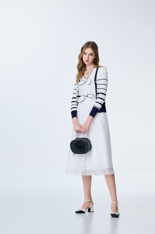 Front Bow Detail Midi Dress,White dresses