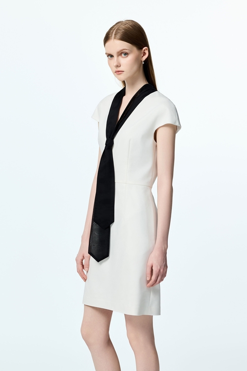 Contrast Black Scarf Short Sleeve Dress,White dresses