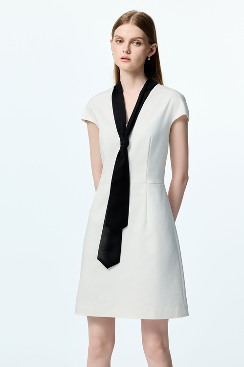 Contrast Black Scarf Short Sleeve Dress,White dresses