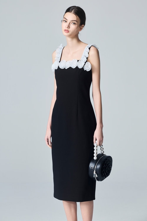 3-D Contrast Rose Fitted Dress,,3-D Contrast Rose Fitted Dress,sleeveless tops,White tops,Season (AW) Look,sleeveless tops,Chiffon,Dresses,Under shirts,Season (AW) Look,Chiffon,White skirts,Mini skirts,Season (AW) Look,Lace,Dresses,Season (AW) Look,Black dresses