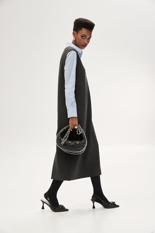 V-neck Pearl Detail Grey Dress,V-neck dresses