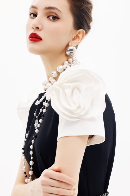 3-D Floral Sleeve Detail Maxi Dress,,3-D Floral Sleeve Detail Maxi Dress,Office Looks,Season (SS) Look,Valentine,Midi skirts,Black skirts,Office Looks,Culottes,Season (SS) Look,Party Looks,pearl,pants,Black pants,Dresses,bestselling,Season (SS) Look,Black dresses