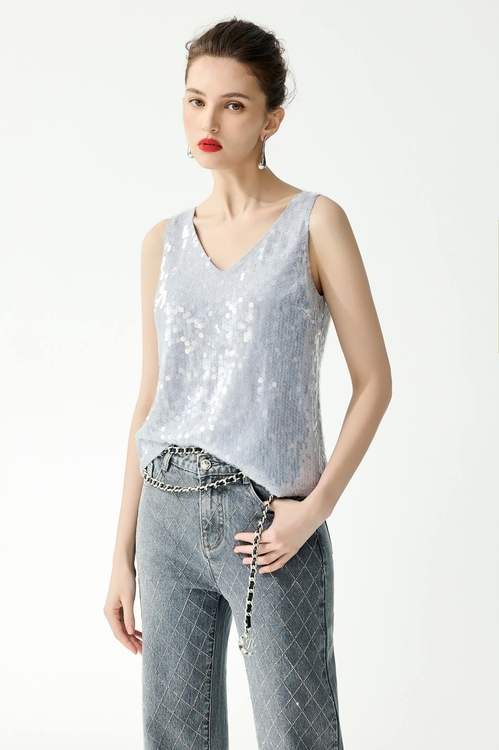 Sequin V-neck Vest,,Sequin V-neck Vest,Tops,Embroidered,Season (SS) Look,Blouses,Season (SS) Look,Stripe,Shorts,pants,Jackets,Outerwear,Season (SS) Look,Denim,Denim Jackets,White outerwear,Season (SS) Look,Denim,Denim skirts,sleeveless tops,Season (SS) Look,sleeveless tops