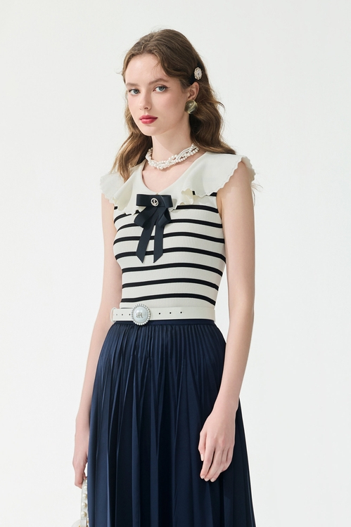 Navy Bow Stripe Knit Vest,,Navy Bow Stripe Knit Vest,Jackets,Embroidered,Outerwear,Season (SS) Look,White outerwear,Season (SS) Look,Mini skirts,Dresses,Season (SS) Look,Tops,Season (SS) Look,sleeveless tops,Tops,Season (SS) Look,sleeveless tops,bows,Knitted,Knitted tops