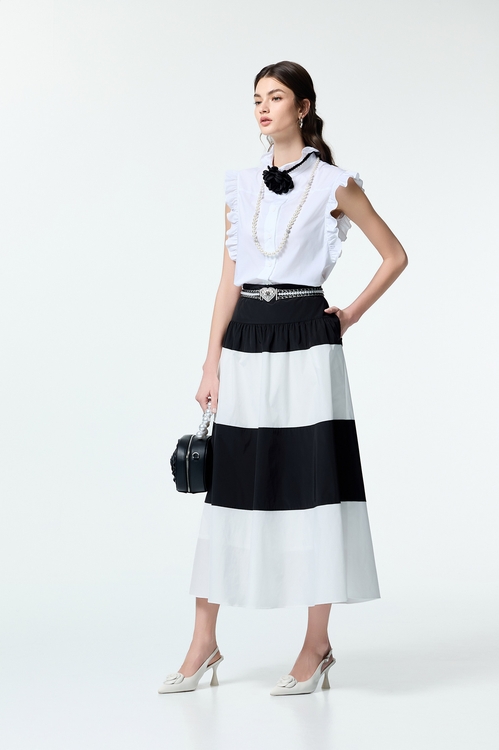 Ruffle Vest With Detachable Rose Brooch,Back To Classic