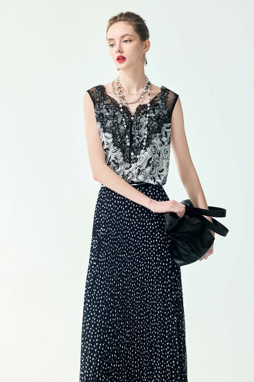 Rose Print Lace Vest,,Rose Print Lace Vest,Season (SS) Look,dotcollection,Chiffon,Chiffon skirts,sleeveless tops,Tops,Embroidered,Season (SS) Look,sleeveless tops,Black tops,Season (SS) Look,pearl,Shorts,pants,Tops,Season (SS) Look,Tops,Season (SS) Look,White tops,Cotton,Embroidered,Dresses,Season (SS) Look,bows,Black dresses,Jackets,Outerwear,Season (SS) Look,dotcollection,pearl,Knitted,Knitted coats,Bell-bottoms,Season (SS) Look,pearl,pants,Black pants,Season (SS) Look,Lace,Midi skirts,Tops,Season (SS) Look,dotcollection,pearl,White tops,Cotton,sleeveless tops,Season (SS) Look,dotcollection,Mesh fabric,sleeveless tops,Lace,Black tops,sleeveless tops,Season (SS) Look,sleeveless tops,Lace