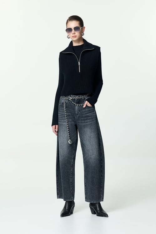 Turtleneck Front Zip Knit Vest,,Turtleneck Front Zip Knit Vest,sleeveless tops,Season (AW) Look,sleeveless tops,Knitted,Knitted tops,Black tops