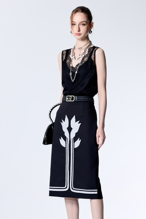 V-neck Lace Detail Vest,Lace tops,Lace tops