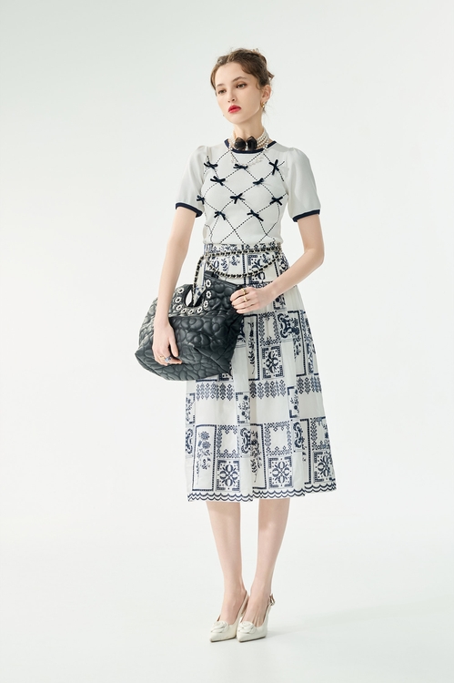 Contrast Navy Bow Detail Knit Top,,Contrast Navy Bow Detail Knit Top,sleeveless tops,Tops,Season (SS) Look,sleeveless tops,bows,Knitted,Knitted tops,Jackets,Outerwear,Season (SS) Look,Plaid,bows,Knitted,Knitted coats,Culottes,Season (SS) Look,pants,Tops,Embroidered,Season (SS) Look,White tops,Chiffon,Jackets,Outerwear,Season (SS) Look,bows,Blazers,Season (SS) Look,Shorts,bows,pants,Tops,Embroidered,Season (SS) Look,Plaid,White tops,bows,Knitted,Knitted tops