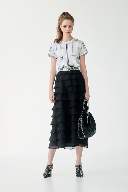 Pearl Detail Checked Tee,,Pearl Detail Checked Tee,Season (SS) Look,pearl,Jackets,Outerwear,Season (SS) Look,White outerwear,Tops,Season (SS) Look,pearl,White tops,Lace,Bell-bottoms,Season (SS) Look,pearl,White pants,pants,sleeveless tops,Season (SS) Look,White tops,sleeveless tops,Lace,Tops,Season (SS) Look,Plaid,pearl,White tops,Cotton