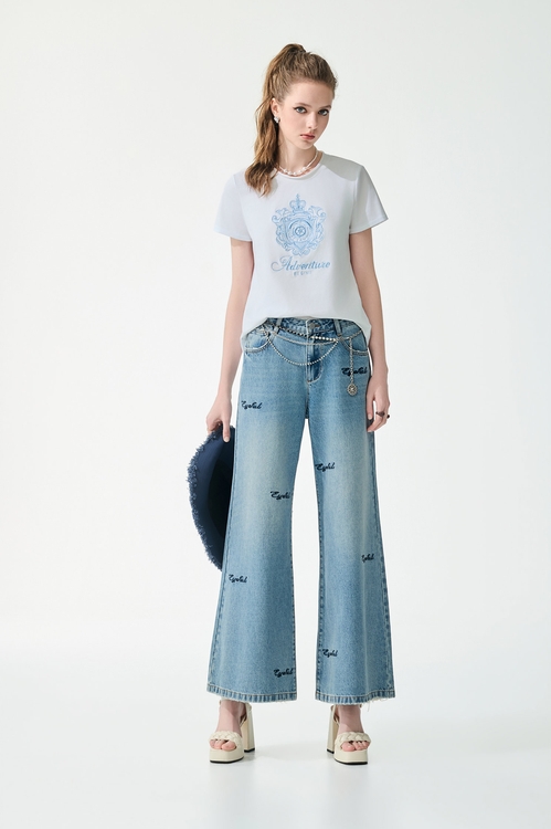 Blue Embroidery Logo Short Sleeve Tee,,,Tops,Season (SS) Look,Stripe,Blouses,Jackets,sleeveless tops,Outerwear,Season (SS) Look,Denim,Denim Jackets,sleeveless tops,Tops,Embroidered,Season (SS) Look,White tops,Cotton,Tops,Embroidered,Season (SS) Look,White tops
