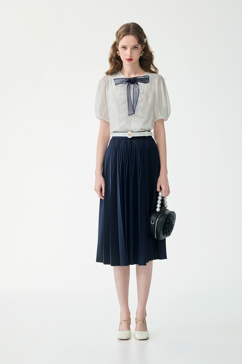 Contrast Bow Short Sleeve Top,White tops,White tops