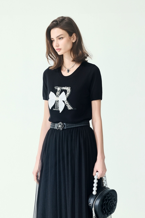 Bow Detail With Beaded R Logo Knit Top,,Bow Detail With Beaded R Logo Knit Top,Season (SS) Look,pearl,Jackets,Outerwear,Season (SS) Look,White outerwear,Tops,Season (SS) Look,pearl,White tops,Lace,Bell-bottoms,Season (SS) Look,pearl,White pants,pants,sleeveless tops,Season (SS) Look,White tops,sleeveless tops,Lace,Tops,Season (SS) Look,Plaid,pearl,White tops,Cotton,Culottes,Season (SS) Look,pants,Chiffon,Black pants,Season (SS) Look,pearl,White skirts,Mini skirts,Dresses,Under shirts,Season (SS) Look,Plaid,Chiffon,Culottes,Season (SS) Look,pearl,pants,Black pants,sleeveless tops,Season (SS) Look,pearl,White tops,sleeveless tops,Knitted,Knitted tops,Jackets,Outerwear,Season (SS) Look,pearl,Knitted,Knitted coats,Black outerwear,Dresses,Season (SS) Look,Black dresses,Tops,Under shirts,Season (SS) Look,White tops,Chiffon,Season (SS) Look,Shorts,pants,Black pants,Dresses,Season (SS) Look,White dresses,Chiffon,Tops,Season (SS) Look,Knitted,Knitted tops,black tops