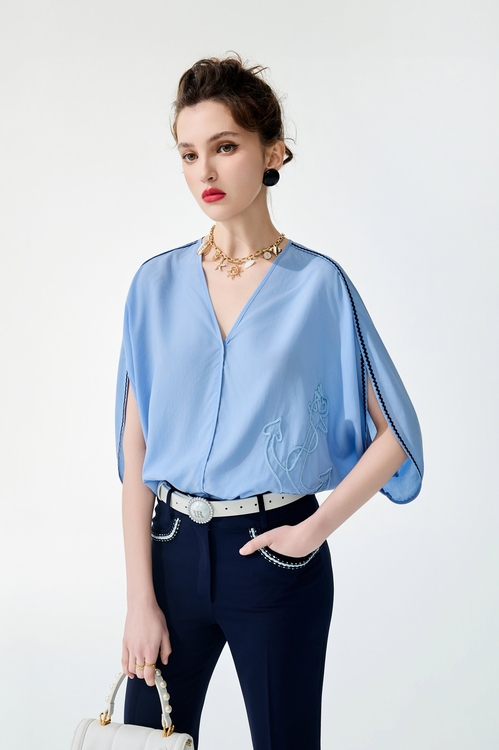Embroidery Anchor Logo Blue Top,,Embroidery Anchor Logo Blue Top,Jackets,Embroidered,Outerwear,Season (SS) Look,White outerwear,Season (SS) Look,Mini skirts,Dresses,Season (SS) Look,Tops,Season (SS) Look