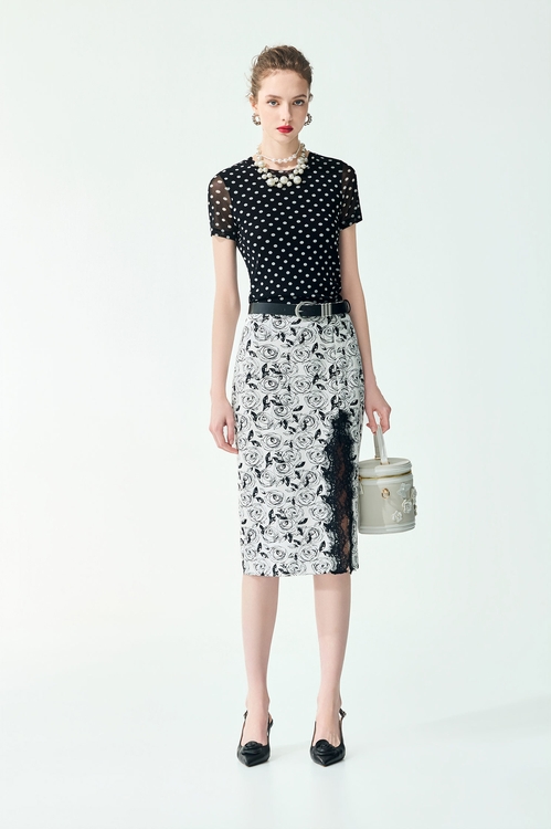 Polka Dot Short Sleeve Top,,Polka Dot Short Sleeve Top,Season (SS) Look,dotcollection,Chiffon,Chiffon skirts,sleeveless tops,Tops,Embroidered,Season (SS) Look,sleeveless tops,Black tops,Season (SS) Look,pearl,Shorts,pants,Tops,Season (SS) Look