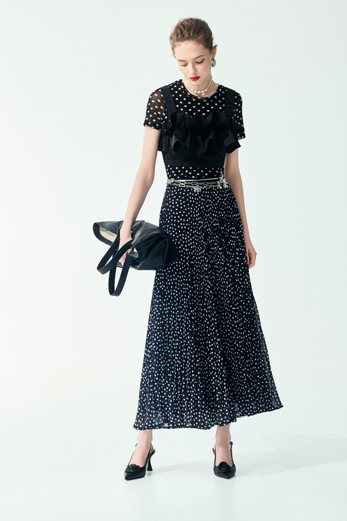 Polka Dot Short Sleeve Top,,Polka Dot Short Sleeve Top,Season (SS) Look,dotcollection,Chiffon,Chiffon skirts,sleeveless tops,Tops,Embroidered,Season (SS) Look,sleeveless tops,Black tops,Season (SS) Look,pearl,Shorts,pants,Tops,Season (SS) Look