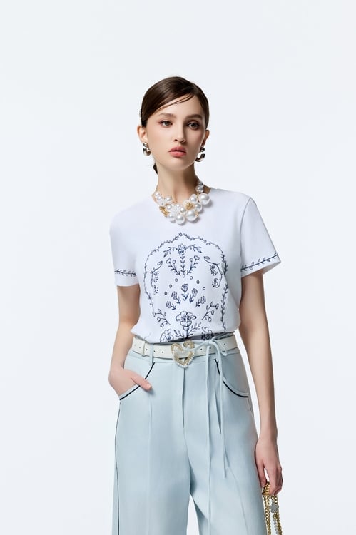 Front Graphic Short Sleeve Tee,T-shirts