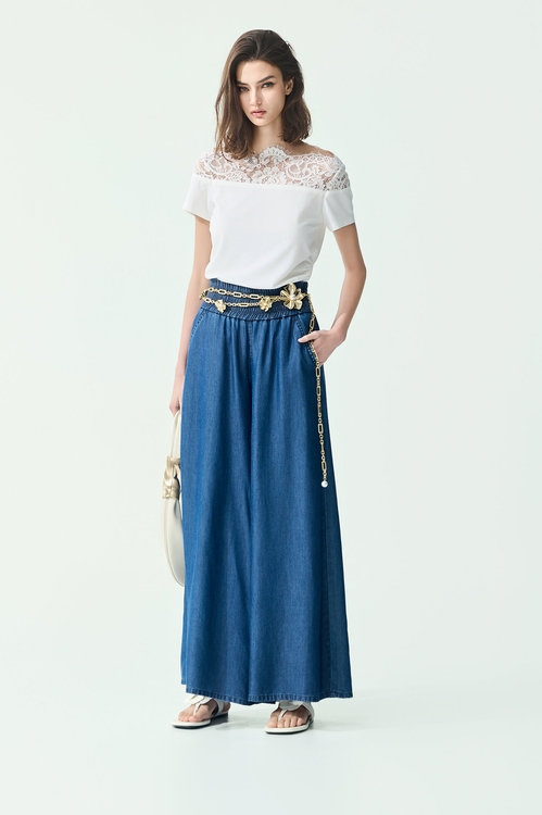 Lace Neckline Short Sleeve Tee,,Lace Neckline Short Sleeve Tee,Tops,Embroidered,Season (SS) Look,pearl,Tops,Season (SS) Look,Tops,Season (SS) Look,Blouses,Tops,Embroidered,Season (SS) Look,White tops,Lace,Tops,Season (SS) Look,White tops,Lace