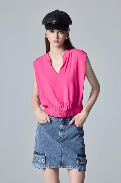 Deep Pink Pleated Elastic Hem Vest,,Deep Pink Pleated Elastic Hem Vest,Dresses,Denim,Denim skirts,Season (AW) Look,Knitted,Tops,Rayon,Season (SS) Look