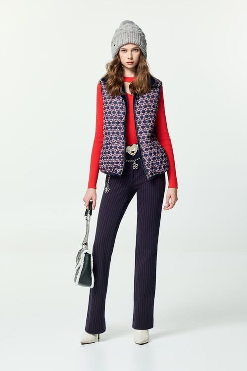 Long Sleeve Hollow Neckline Knit Top,pearl