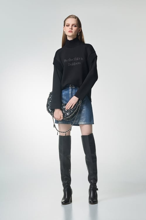 Rib Detail Long Sleeve Top,Embroidered,Embroidered