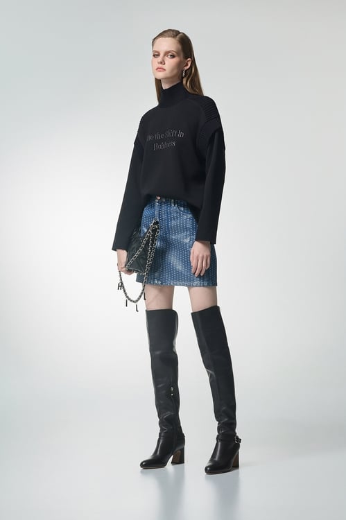 Rib Detail Long Sleeve Top,Embroidered,Embroidered