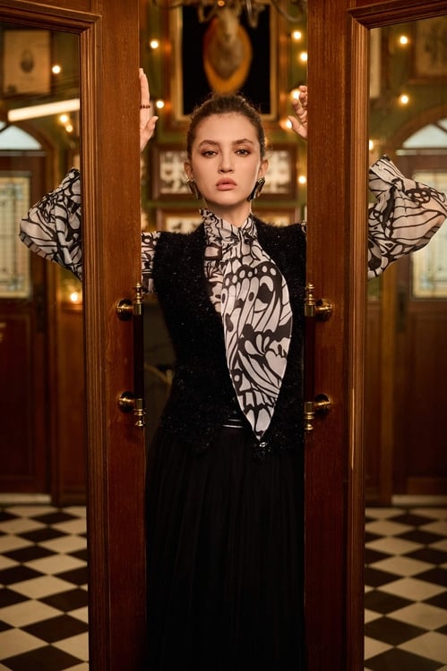 Butterfly Motif Scarf Collar Top,Office Looks