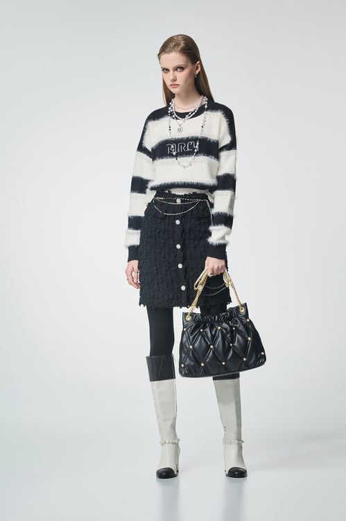 Black White Contrast Knit Top,Office Looks