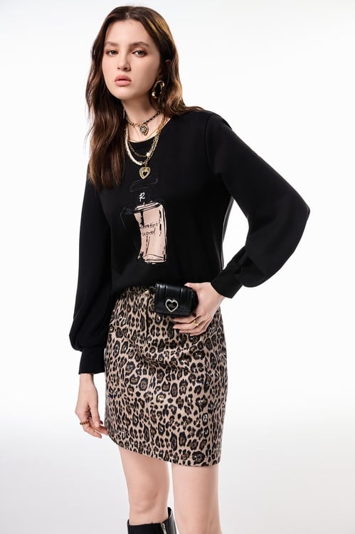 Front Graphic Long Sleeve Black Top,Embroidered,Embroidered