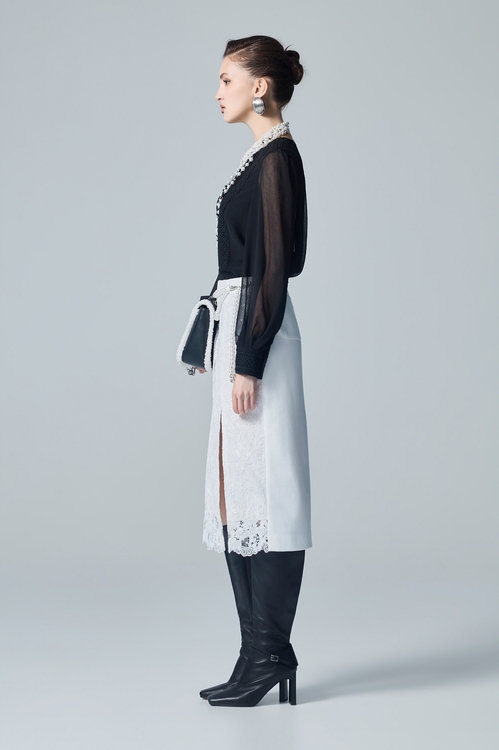 Lace Trim Detail Chiffon Top,Cutwork details tops