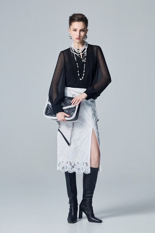 Lace Trim Detail Chiffon Top,Cutwork details tops