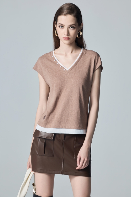 V-neck Cap Sleeve Top,,V-neck Cap Sleeve Top,Jackets,Outerwear,Season (AW) Look,Knitted,Knitted coats,Jackets,Outerwear,Leather,Season (AW) Look,Culottes,Season (AW) Look,Embroidered,pants,Knitted,Tops,Season (AW) Look,Knitted,Knitted tops,Tops,Season (AW) Look,Embroidered,Tops,Season (AW) Look,Embroidered