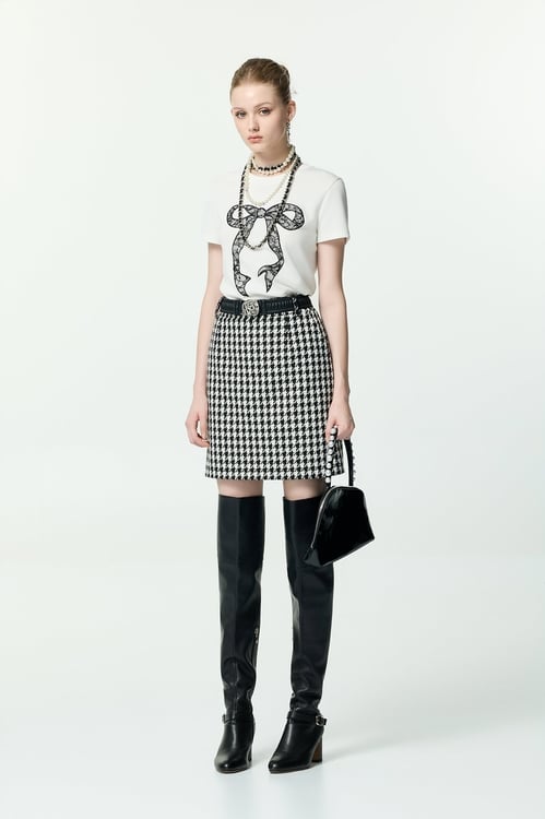 Lace Ribbon Graphic Short Sleeve Tee,,Lace Ribbon Graphic Short Sleeve Tee,Tops,Season (AW) Look,Knitted,black tops,Jackets,Outerwear,Season (AW) Look,Black outerwear,Tops,Season (AW) Look,black tops,Tops,pearl,Season (AW) Look,Knitted,Knitted tops,black tops,Dresses,Season (AW) Look,Black dresses,Denim,Jeans,Season (AW) Look,pants,Black jeans,Black pants,Jackets,Outerwear,Season (AW) Look,Season (AW) Look,Mesh fabric,Midi skirts,Black skirts,Tops,Under shirts,Season (AW) Look,black tops,Jackets,Outerwear,Season (AW) Look,Knitted,Knitted coats,Black outerwear,Culottes,Season (AW) Look,pants,Black pants,Tops,Season (AW) Look,Knitted,Knitted tops,Leather,Mini skirts,Season (AW) Look,sleeveless tops,Season (AW) Look,sleeveless tops,Bell-bottoms,Season (AW) Look,pants,Knitted,Tops,Season (AW) Look,Knitted,Knitted tops,black tops,Tops,Season (AW) Look,black tops,Season (AW) Look,Mesh fabric,Midi skirts,Black skirts,Season (AW) Look,Midi skirts,Black skirts,Culottes,Season (AW) Look,pants,Black pants,Tops,Embroidered,White tops,Season (AW) Look,Lace,bows