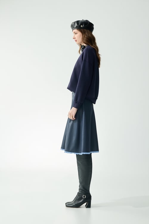 Braided Rabbit Graphic Long Sleeve Top,Season (AW) Look