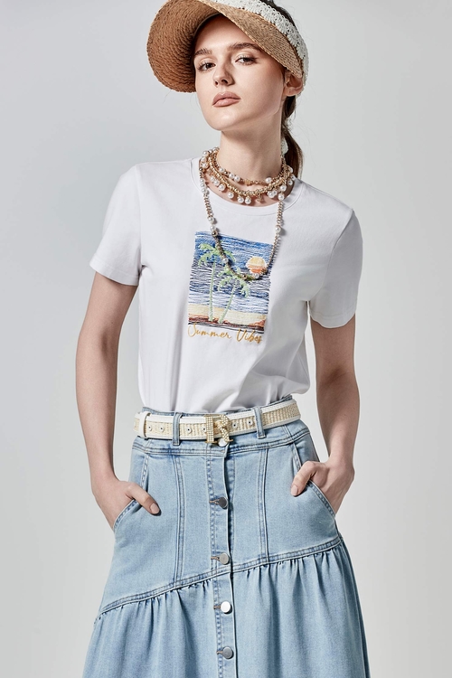 Front Embroidered Graphic White Tee,Embroidered,Embroidered