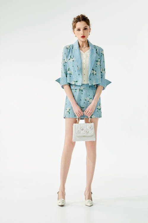 Beaded Floral Detail Denim Jacket,,Beaded Floral Detail Denim Jacket,Season (SS) Look,Mesh fabric,Midi skirts,Jackets,Outerwear,Season (SS) Look,Dresses,Season (SS) Look,sleeveless tops,Tops,Season (SS) Look,sleeveless tops,Chiffon,Tops,Season (SS) Look,pearl,Season (SS) Look,Pencil skirts,Jackets,Outerwear,Season (SS) Look,pearl,Knitted,Knitted coats,Tops,Season (SS) Look,White tops,Season (SS) Look,Mini skirts,Jackets,Outerwear,Season (SS) Look
