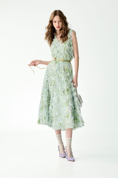 3-D Floral Detail Maxi Skirt,,3-D Floral Detail Maxi Skirt,Season (SS) Look,Mini skirts,Embroidered,Season (SS) Look,Midi skirts,Tops,Embroidered,Season (SS) Look,Mesh fabric,Embroidered,Midi skirts