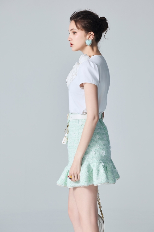 Floral Detail Light Green Tweed Skirt,,Floral Detail Light Green Tweed Skirt,Season (AW) Look,Midi skirts,Dresses,Season (AW) Look,Mesh fabric,Midi skirts,Season (AW) Look,Midi skirts,Chiffon,pearl,Mini skirts,Season (AW) Look
