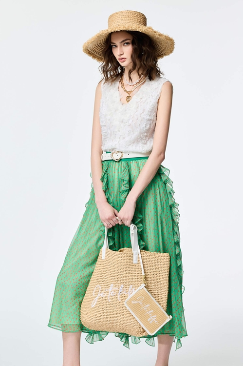 3-D Floral Detail V-neck Vest,V-Neck T shirts