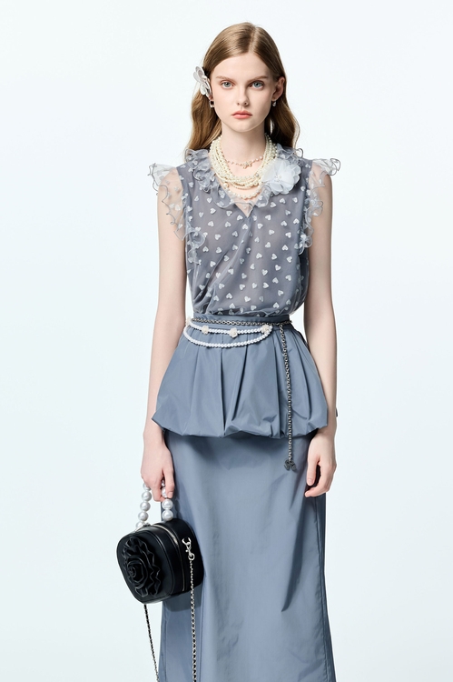 Heart Pattern Ruffle Trim Detail Vest,V-Neck T shirts