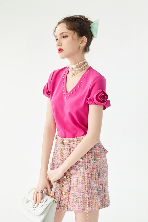V-neck Tee with 3-D Rose Sleeve Detail,,V-neck Tee with 3-D Rose Sleeve Detail,Season (SS) Look,Mesh fabric,Midi skirts,Jackets,Outerwear,Season (SS) Look,Dresses,Season (SS) Look,sleeveless tops,Tops,Season (SS) Look,sleeveless tops,Chiffon,Tops,Season (SS) Look,pearl