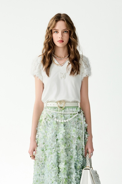 V-neck Fringe Sleeve Detail Tee,Lace