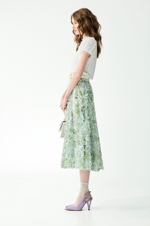 V-neck Fringe Sleeve Detail Tee,Lace