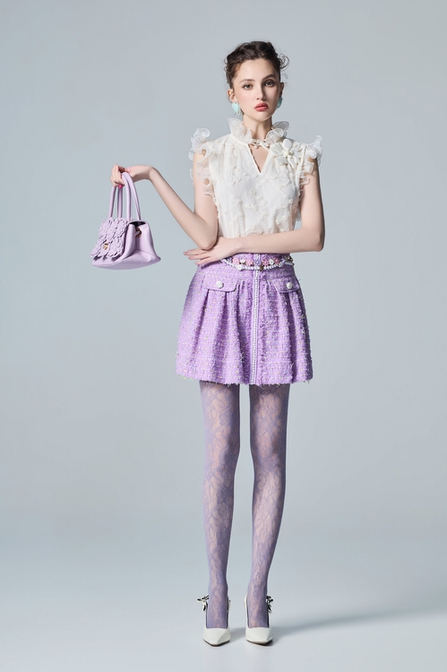 3-D Floral Ruffle Cream Vest,Embroidered,Embroidered
