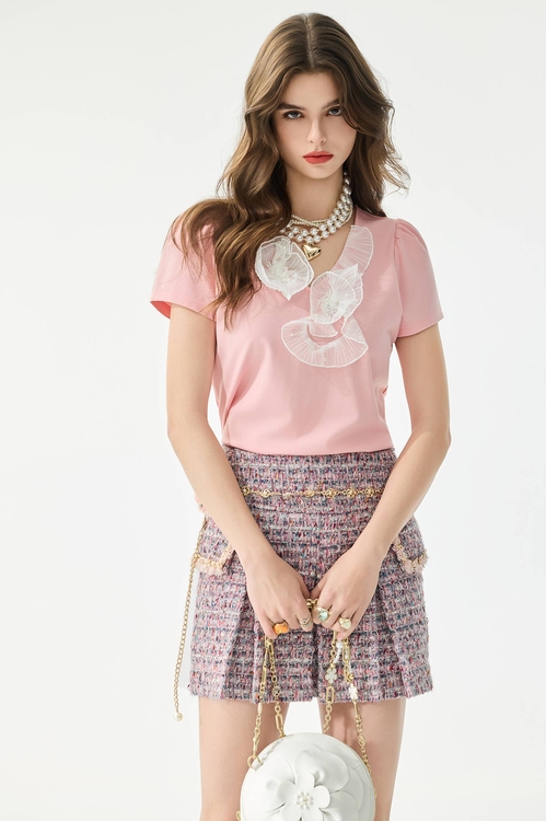 Pleated Floral Detail V-neck Tee,,Pleated Floral Detail V-neck Tee,Tops,pearl,Season (AW) Look,Knitted,Knitted tops,Tops,White tops,Season (AW) Look,Knitted,Knitted tops,Tops,Embroidered,Season (AW) Look,Tops,Season (AW) Look,Knitted,Knitted tops,Tops,Season (AW) Look,Tops,Season (AW) Look,Tops,Season (AW) Look,Knitted,Tops,Season (AW) Look,Mesh fabric,V-Neck T shirts,Tops,pearl,Season (AW) Look,Lace