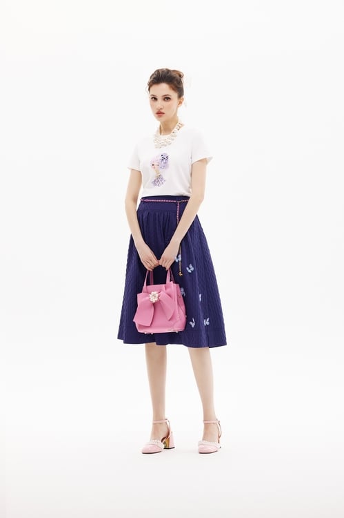 Figure Graphic Short Sleeve Tee,Embroidered,Embroidered