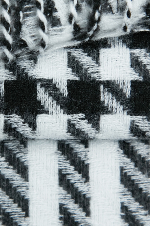 Classic Houndstooth Scarf,,Classic Houndstooth Scarf,Scarves,Season (AW) Look,Knitted